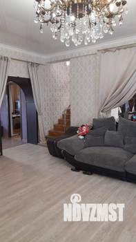 Дом 320м², 2-этажный, участок 10 сот.  