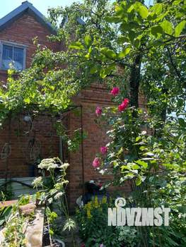 Дом 70м&sup2;, 2-этажный, участок 4 сот.  