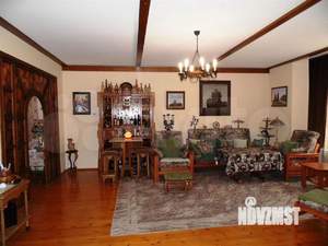 Дом 225м², 2-этажный, участок 8 сот.  