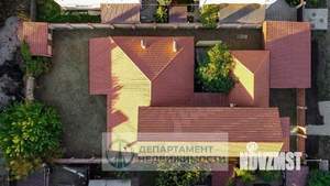 Дом 422м&sup2;, 2-этажный, участок 10 сот.  