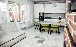 Дом 160м&sup2;, 3-этажный, участок 4 сот.  