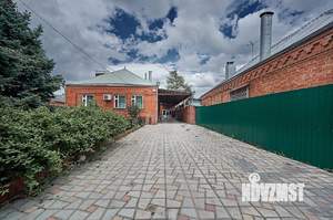 Дом 180м², 1-этажный, участок 7 сот.  