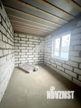 Дом 105м&sup2;, 2-этажный, участок 3 сот.  