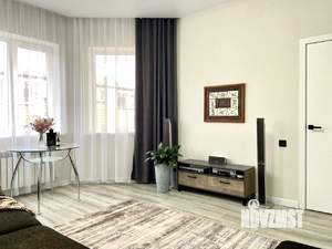 Дом 145м&sup2;, 2-этажный, участок 3 сот.  