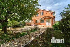 Дом 136м&sup2;, 2-этажный, участок 6 сот.  