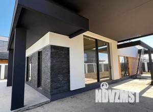 Дом 250м², 2-этажный, участок 6 сот.  