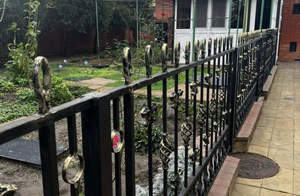 Дом 320м&sup2;, 2-этажный, участок 12 сот.  