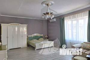 Дом 350м², 2-этажный, участок 6 сот.  