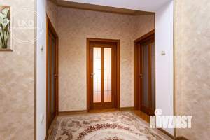 Дом 471м², 3-этажный, участок 10 сот.  