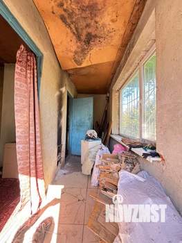 Дом 40м&sup2;, 2-этажный, участок 4 сот.  