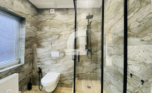 Дом 138м&sup2;, 2-этажный, участок 4 сот.  