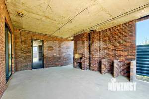 Коттедж 325м&sup2;, 2-этажный, участок 6 сот.  