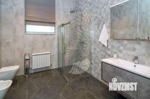 Дом 400м&sup2;, 2-этажный, участок 10 сот.  