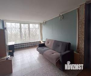 Дом 277м², 3-этажный, участок 12 сот.  