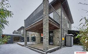 Дом 266м&sup2;, 2-этажный, участок 4 сот.  