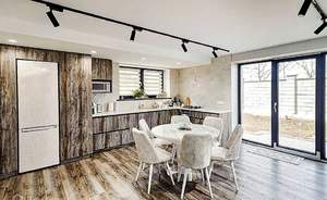 Дом 294м&sup2;, 2-этажный, участок 11 сот.  