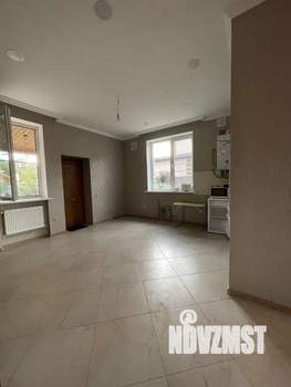 Дом 140м², 2-этажный, участок 6 сот.  