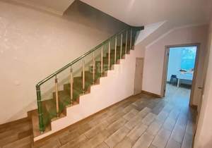 Дом 173м², 3-этажный, участок 2 сот.  