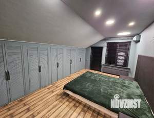 Дом 270м², 2-этажный, участок 3 сот.  