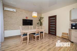 Таунхаус 115м², 2-этажный, участок 1 сот.  