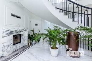 Дом 410м&sup2;, 2-этажный, участок 14 сот.  