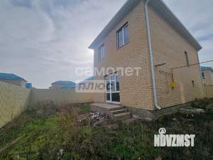 Дом 142м&sup2;, 2-этажный, участок 3 сот.  