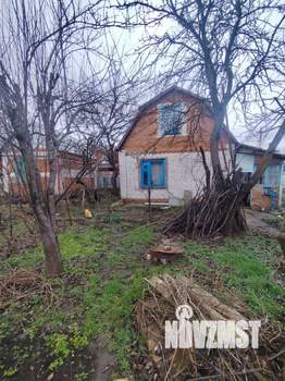 Дом 50м&sup2;, 2-этажный, участок 4 сот.  