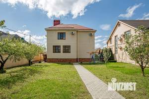 Дом 275м², 3-этажный, участок 10 сот.  