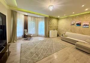 Дом 170м², 3-этажный, участок 4 сот.  
