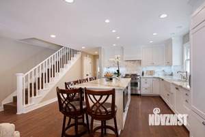 Таунхаус 163м², 2-этажный, участок 2 сот.  