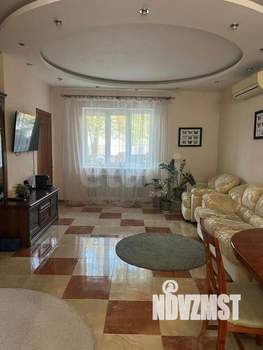 Дом 170м&sup2;, 2-этажный, участок 8 сот.  