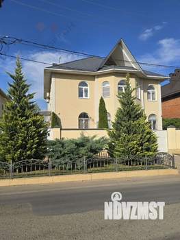 Дом 472м², 2-этажный, участок 10 сот.  