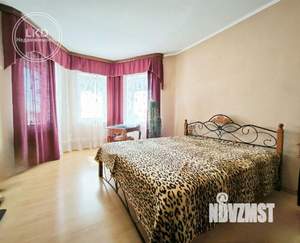 Дом 172м², 2-этажный, участок 8 сот.  