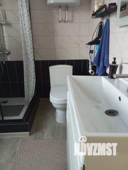 Дом 100м&sup2;, 1-этажный, участок 10 сот.  