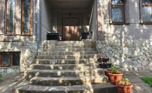 Дом 500м&sup2;, 2-этажный, участок 8 сот.  