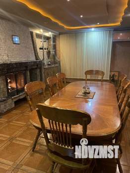 Дом 359м&sup2;, 2-этажный, участок 7 сот.  