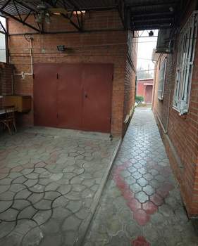 Дом 121м&sup2;, 2-этажный, участок 4 сот.  