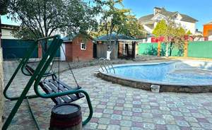 Дом 256м&sup2;, 2-этажный, участок 8 сот.  