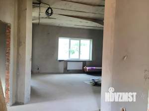 Дом 209м&sup2;, 2-этажный, участок 4 сот.  