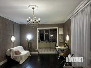 Дом 145м&sup2;, 2-этажный, участок 6 сот.  