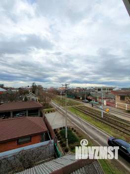 Дом 164м&sup2;, 3-этажный, участок 3 сот.  