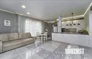 Дом 290м&sup2;, 2-этажный, участок 10 сот.  