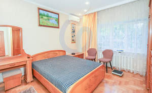 Дом 250м², 2-этажный, участок 9 сот.  