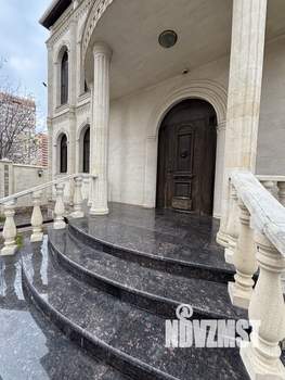 Дом 600м&sup2;, 3-этажный, участок 8 сот.  