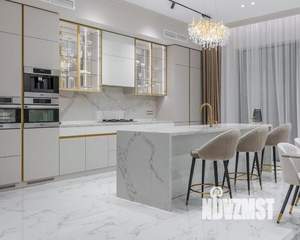 Дом 481м&sup2;, 2-этажный, участок 8 сот.  