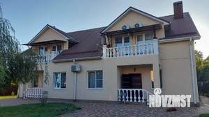 Дом 320м&sup2;, 2-этажный, участок 10 сот.  