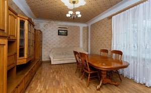 Дом 202м&sup2;, 2-этажный, участок 5 сот.  