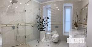 Дом 220м², 2-этажный, участок 6 сот.  