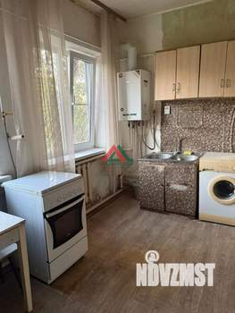 Дом 73м&sup2;, 2-этажный, участок 4 сот.  