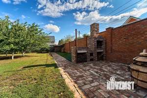 Дом 242м&sup2;, 2-этажный, участок 7 сот.  